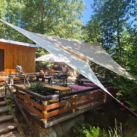 V Ihlici Campismo de Luxo *