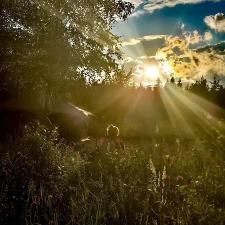Glamping Stola-v Ihlici Campo de lujo *